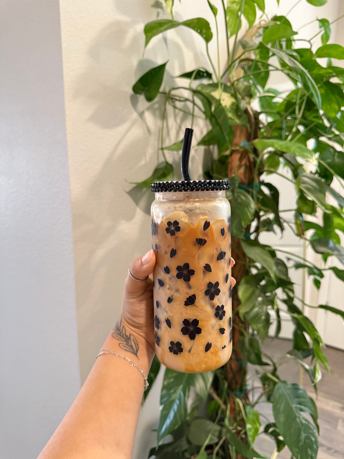(RTS) MIDNIGHT BLOSSOM DRINKWARE