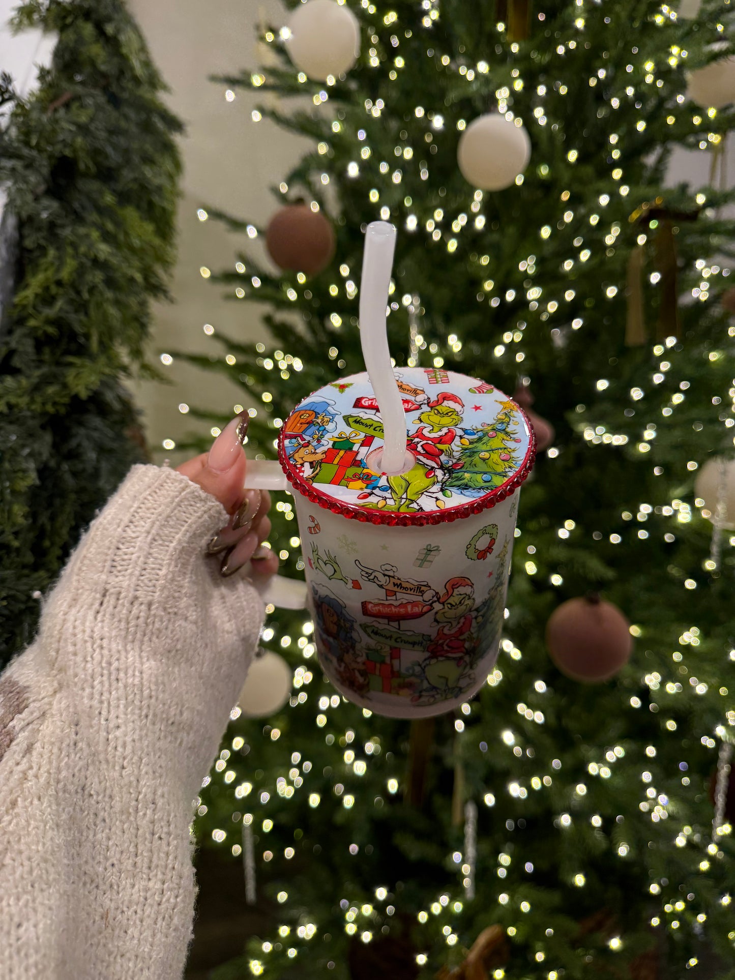 (RTS) GRINCH WHOOVILLE DRINKWARE