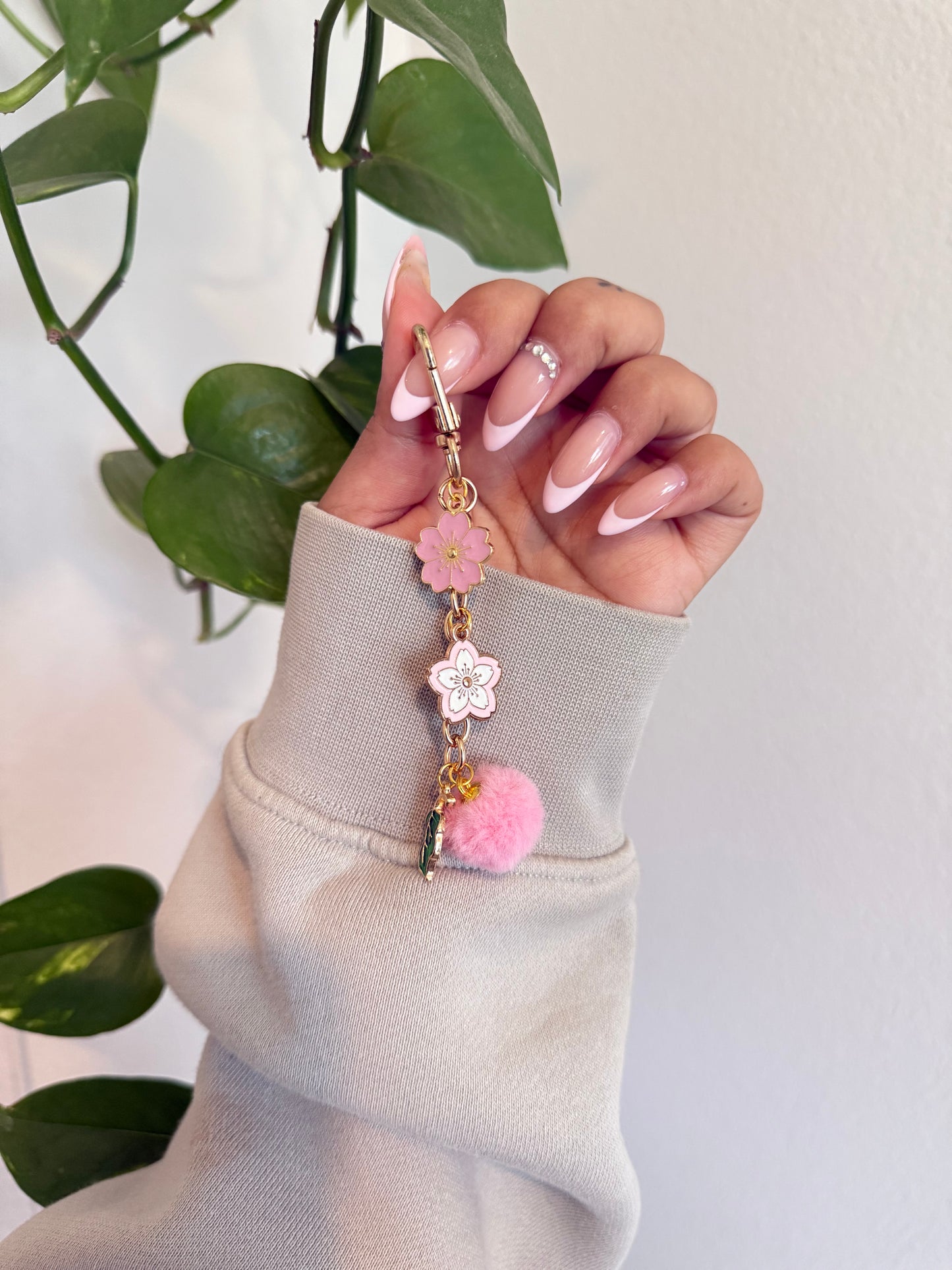 (RTS) PINK MATCHA CHARM