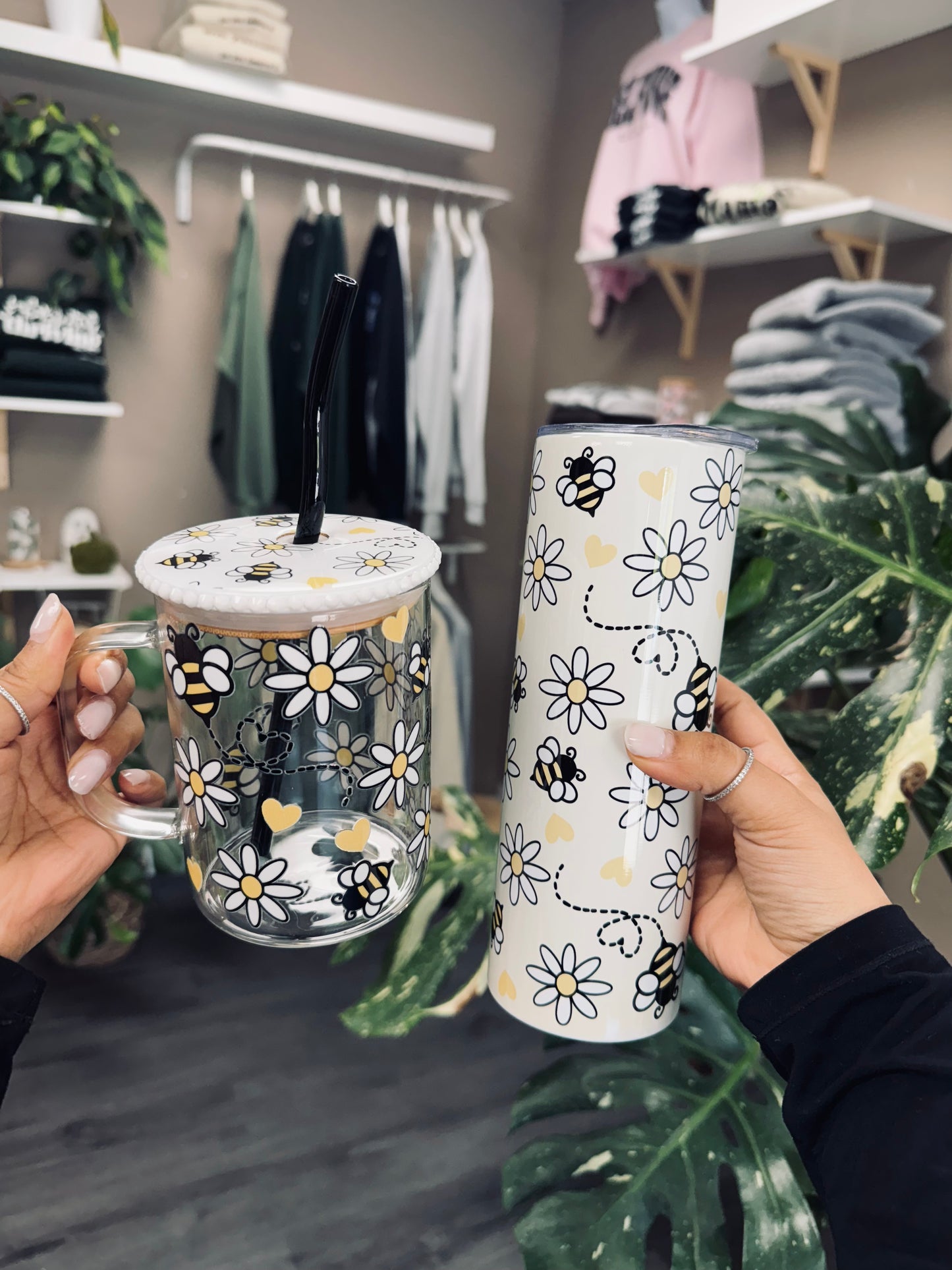 (RTS) BEE DRINKWARE