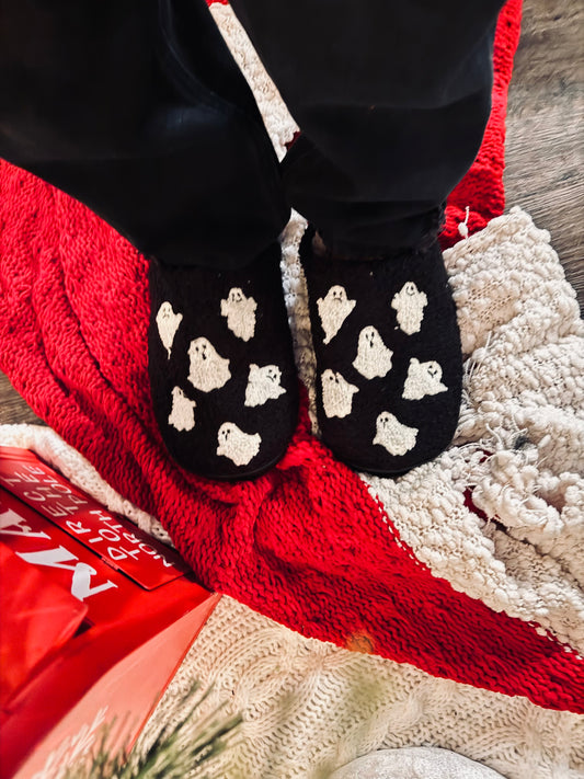 (RTS) GHOSTIE SLIPPERS