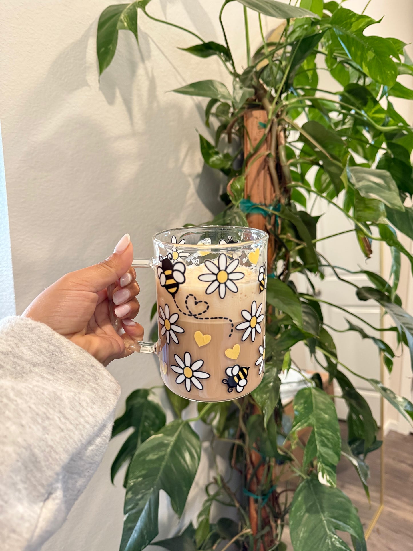(RTS) BEE DRINKWARE