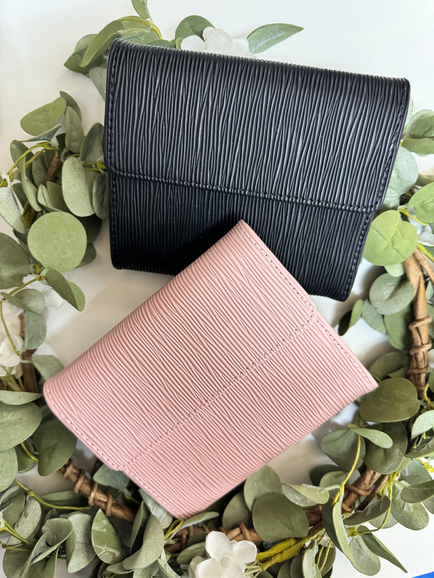 (RTS) A7 TRIFOLD WALLET/BINDER