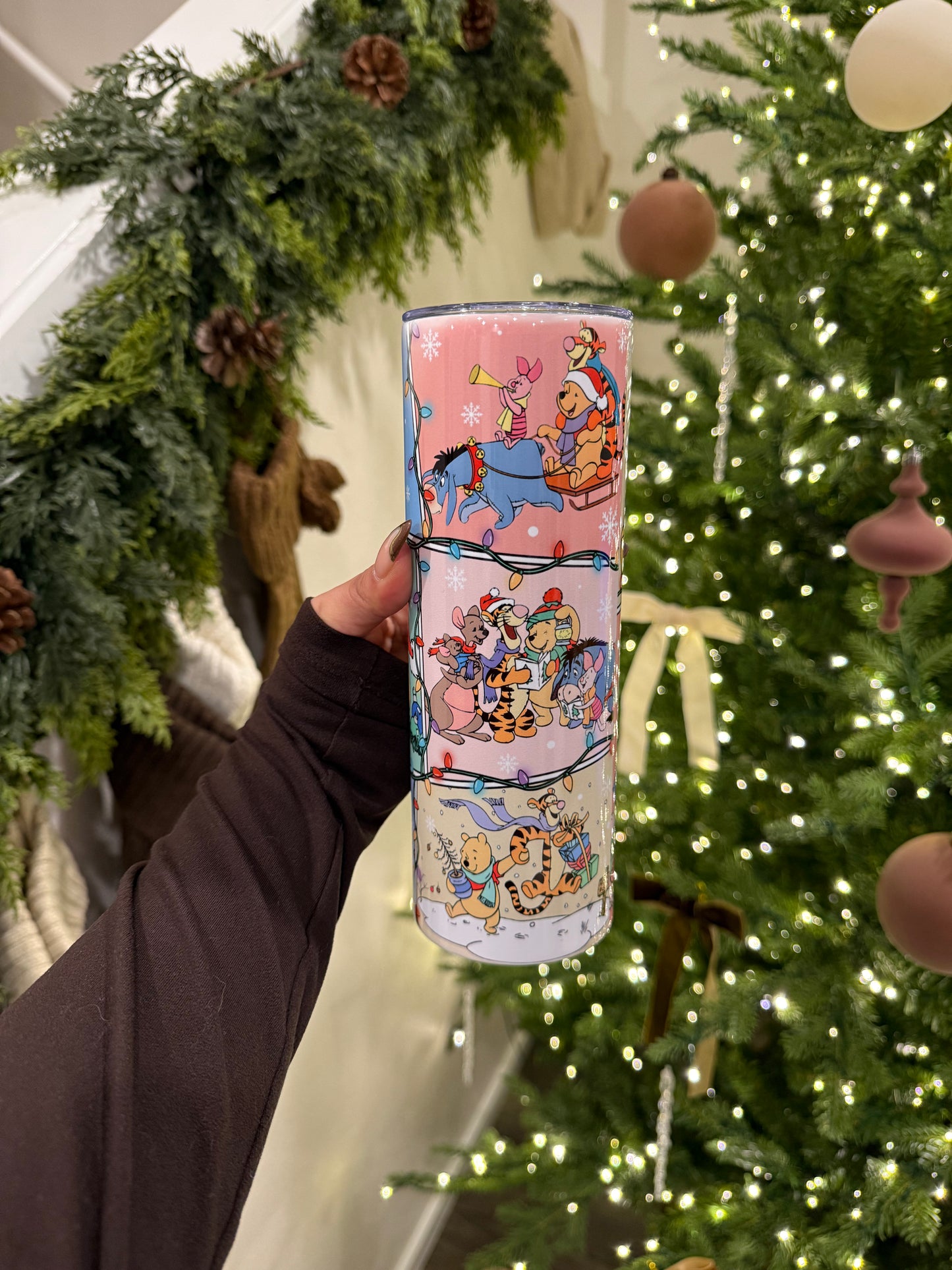 (RTS) WINNIE THE POOH & FRIENDS TUMBLER