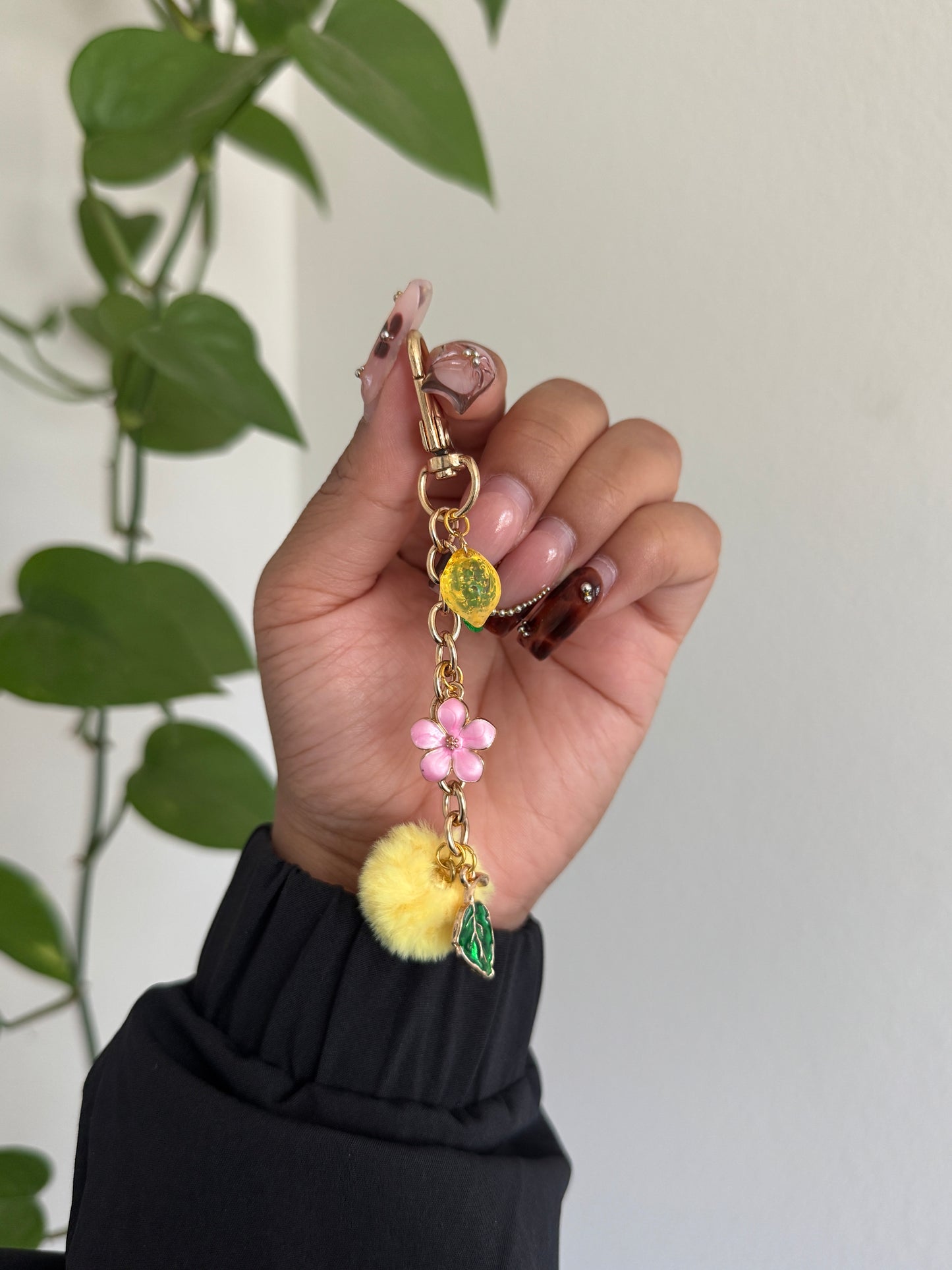 (RTS) LEMON FLORAL CHARM