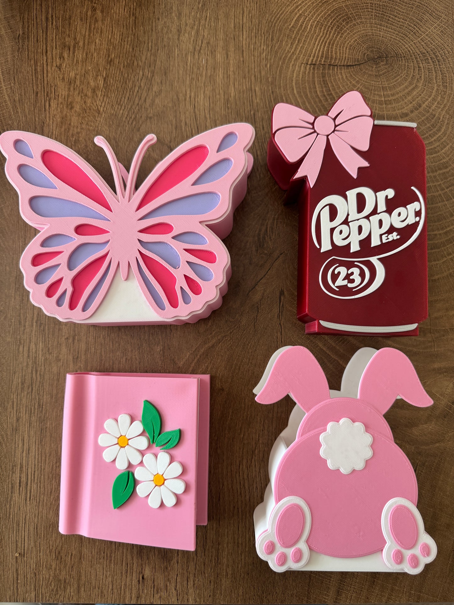 (RTS) PINK PEN HOLDER