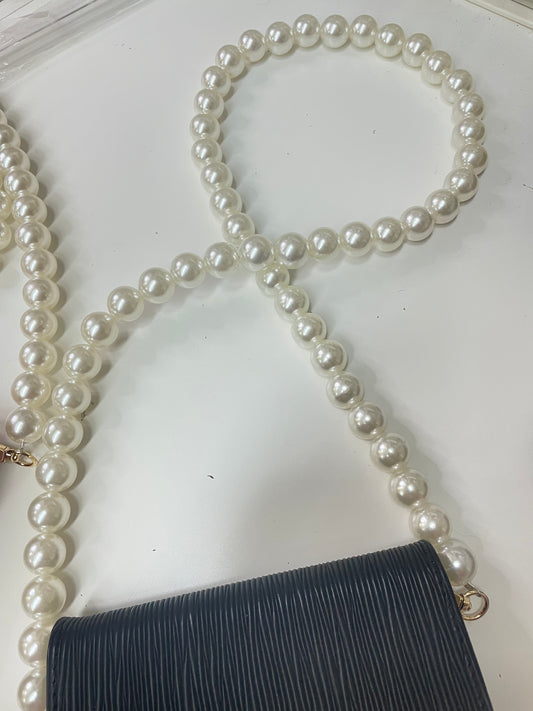 (RTS) PEARL CHAIN
