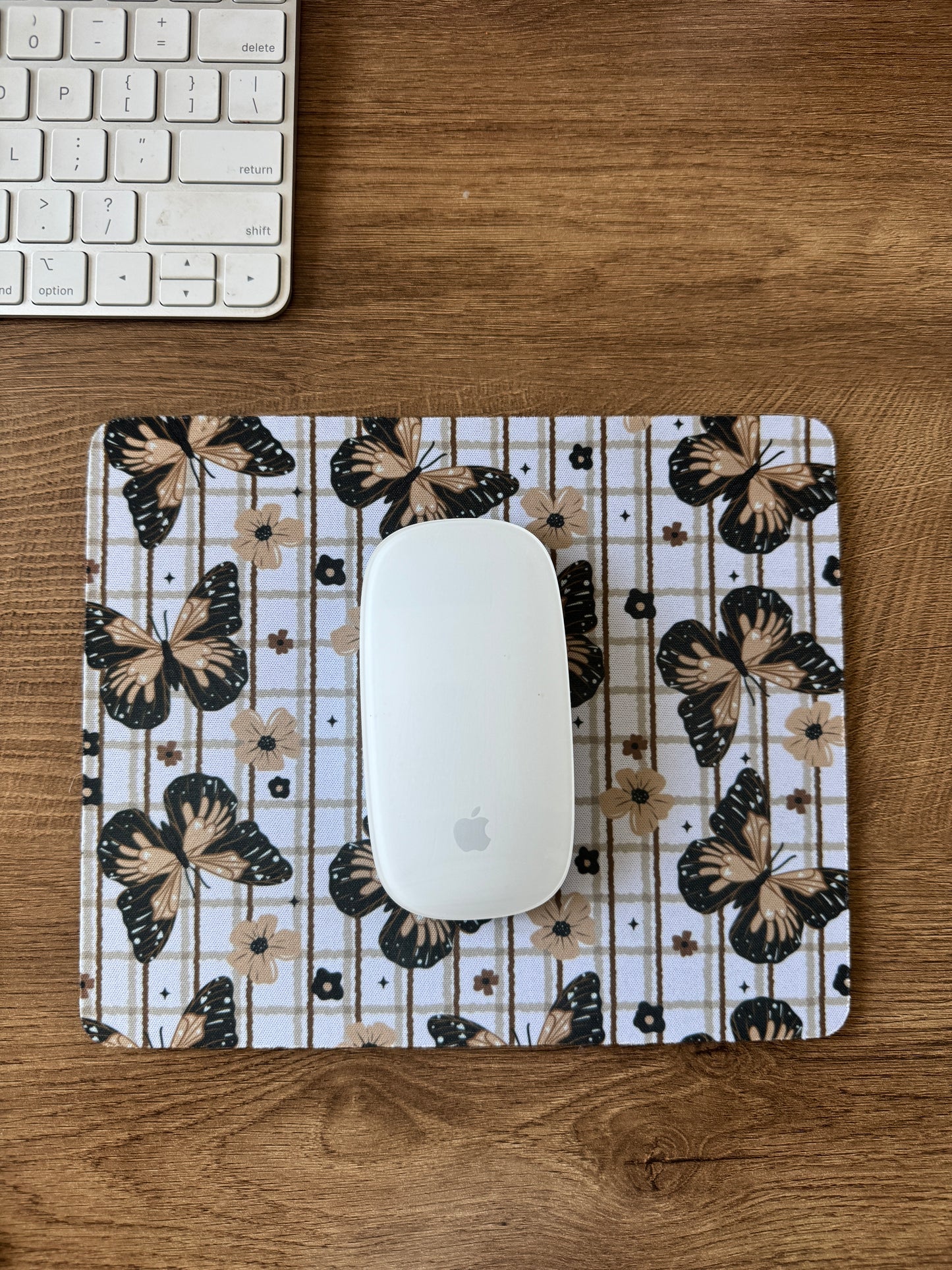 (RTS) BOHO BUTTERFLY MOUSEPAD