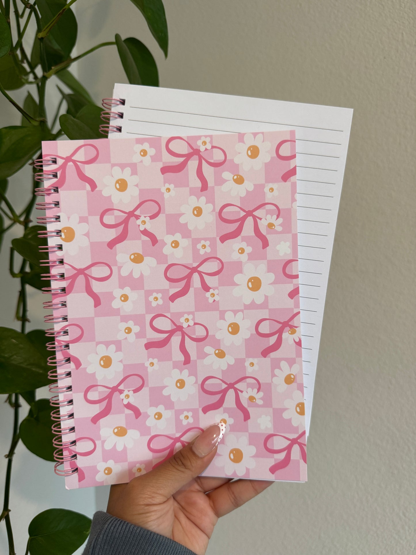 (RTS) CHECKERED BOW NOTEBOOK