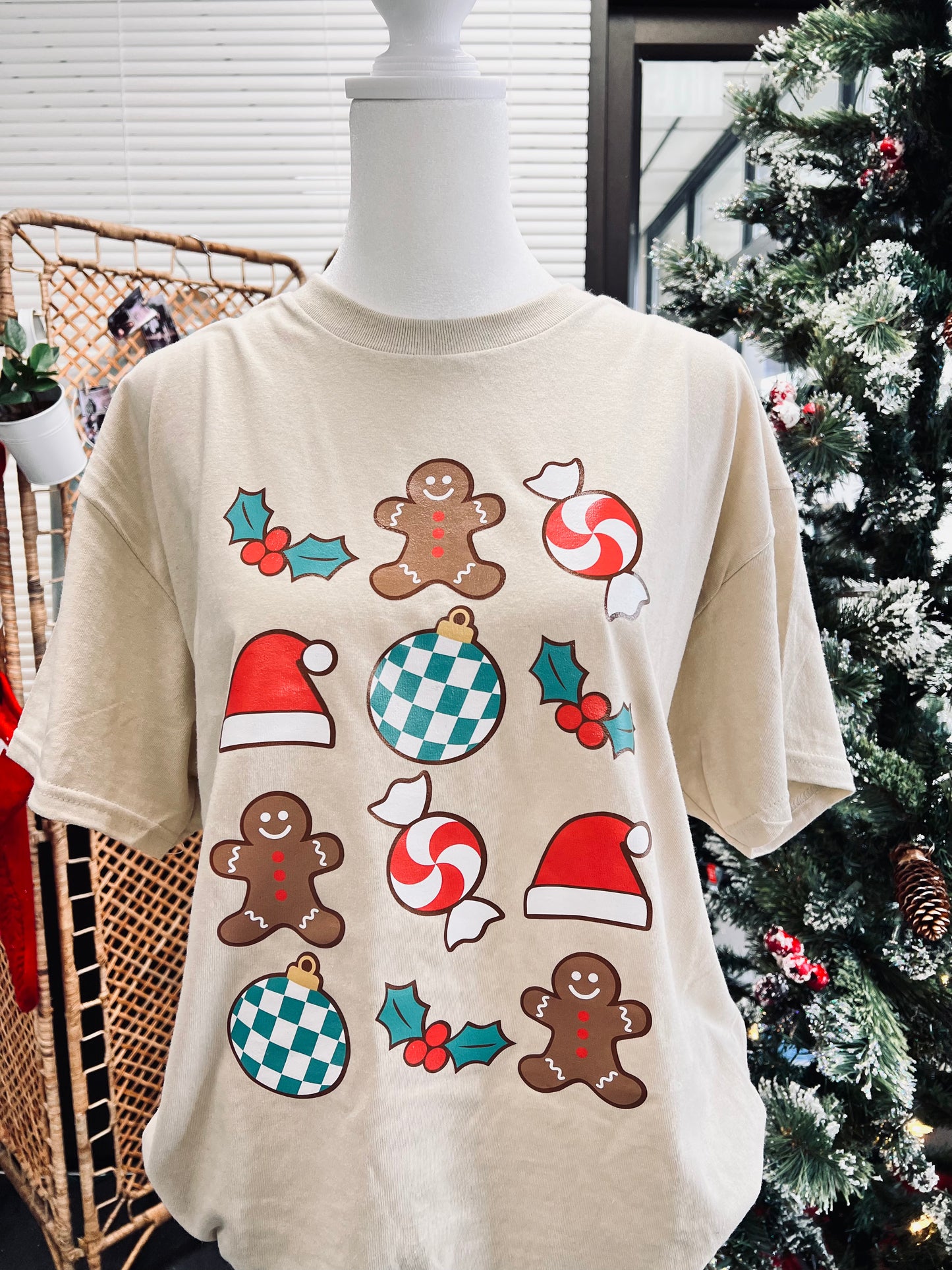 (RTS) GINGERBREAD DOODLE TEE