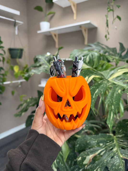 (RTS) SCARY PUMPKIN PEN HOLDER