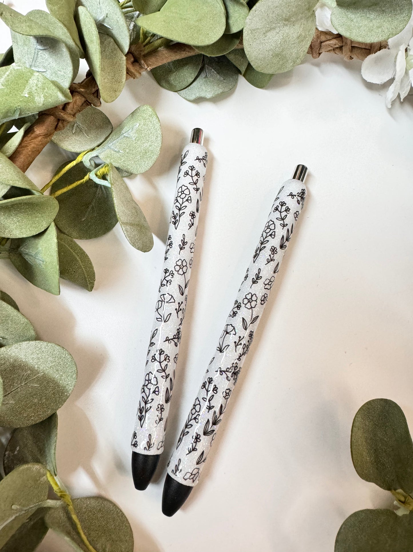 (RTS) BLACK VINES PEN