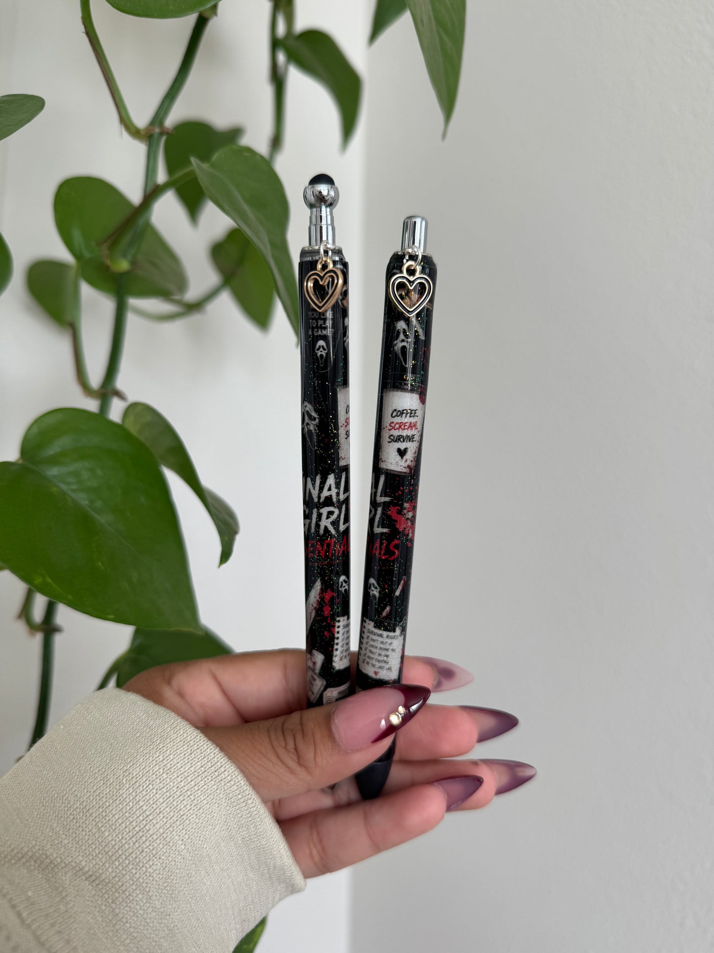 (RTS) FINAL GIRL PEN W CHARM