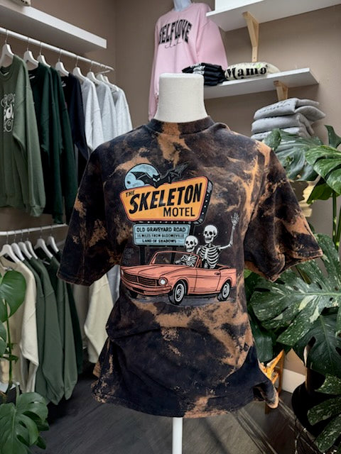(RTS) SKELETON HOTEL TEE