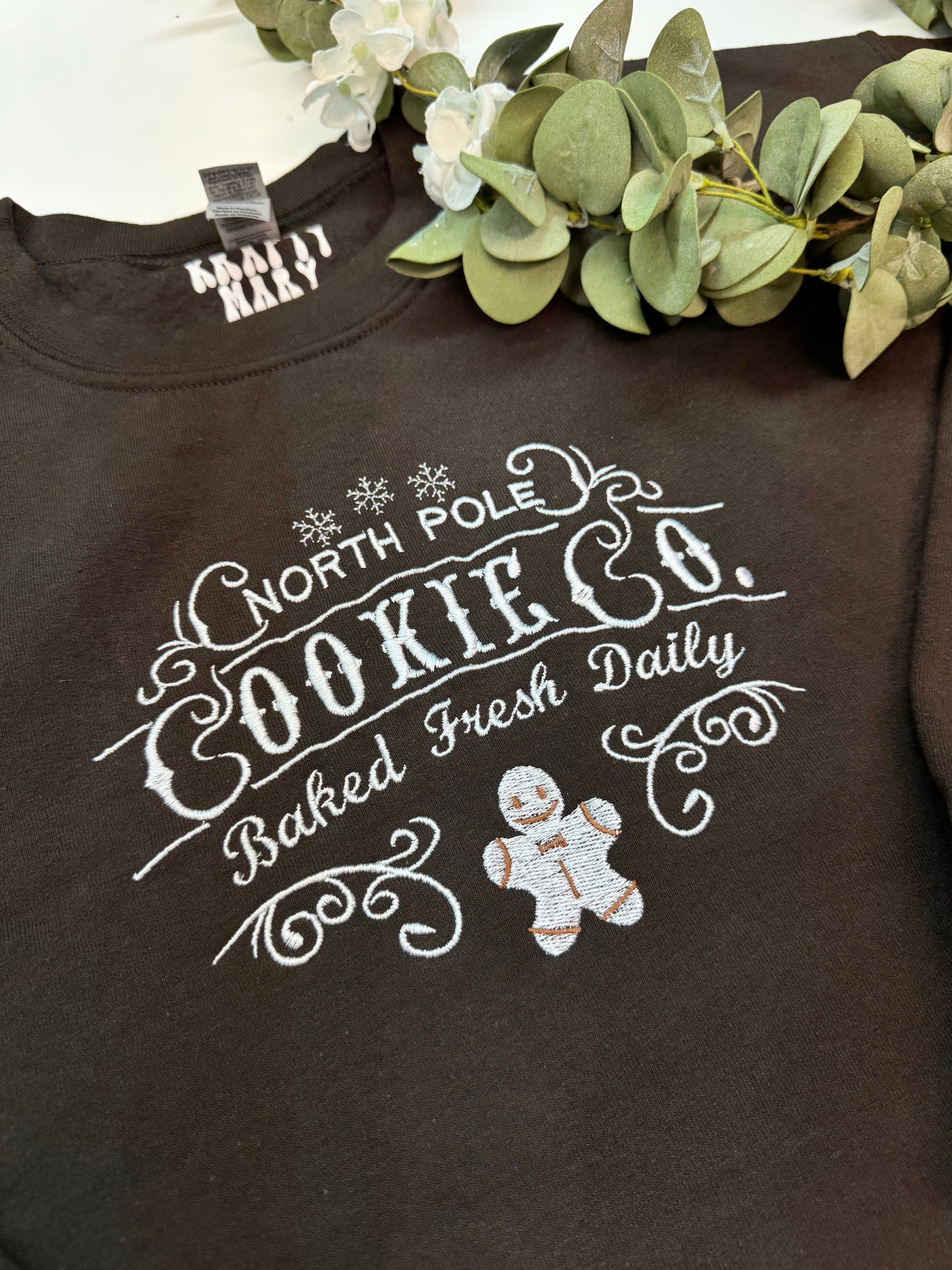 (PRE-ORDER) GINGERBREAD NORTH POLE CREW