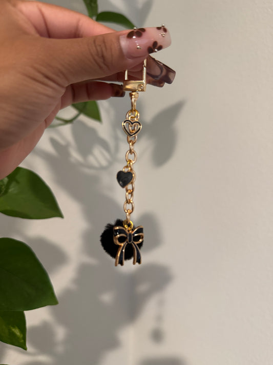 (RTS) MIDNIGHT HEART CHARM