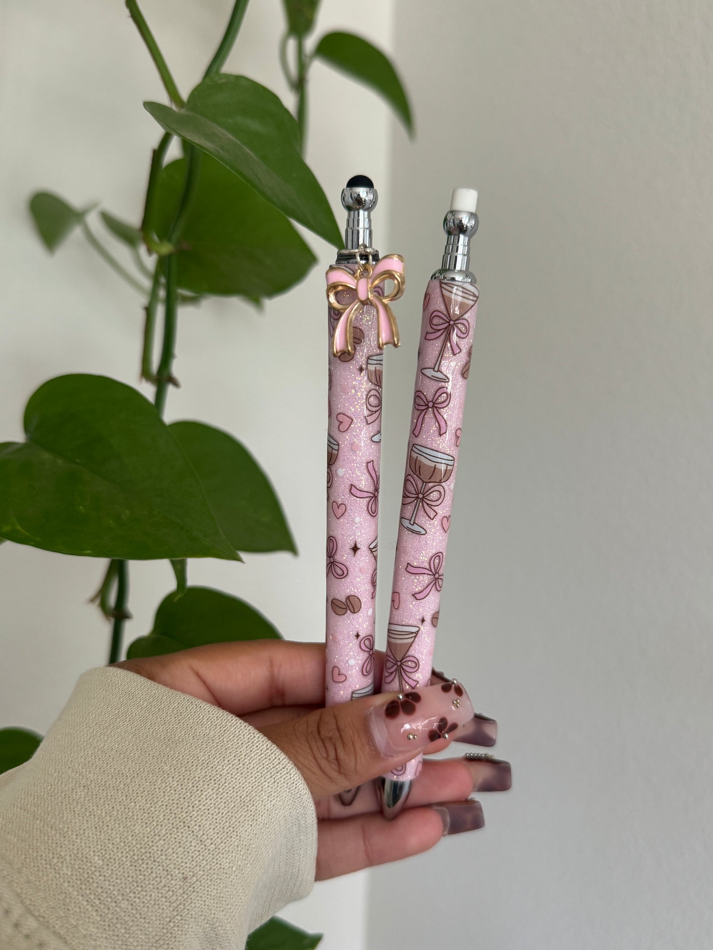 (RTS) ESPRESSO MARTINI PEN W CHARM