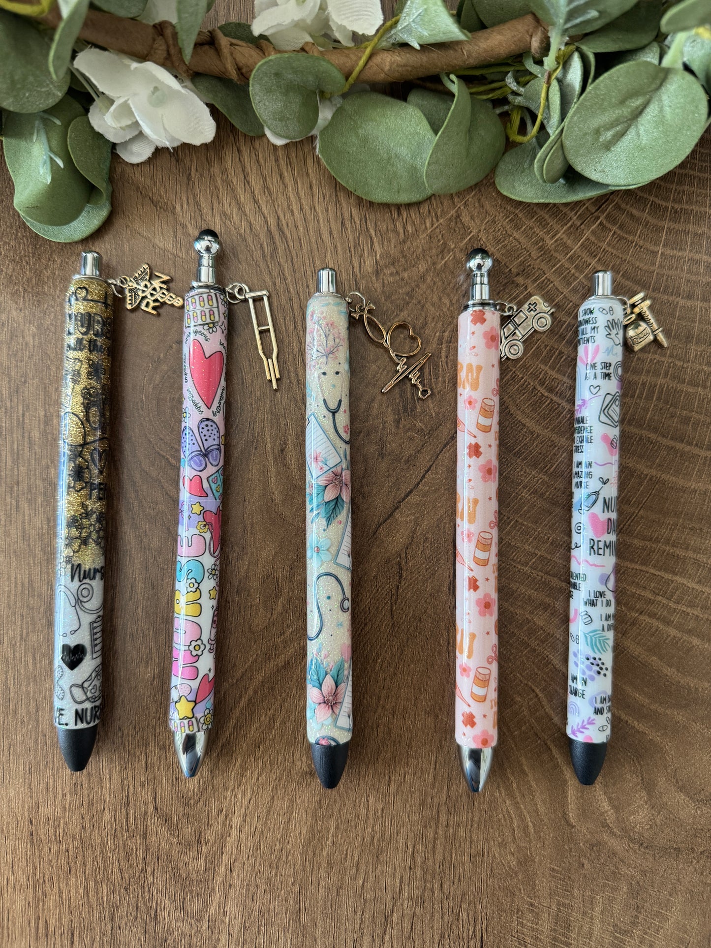 (RTS) NURSE PEN W CHARM