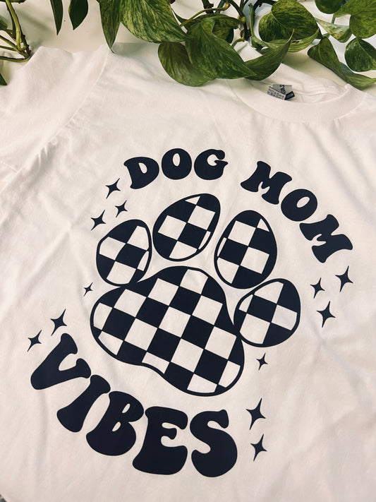 (RTS) DOG MOM VIBES TEE